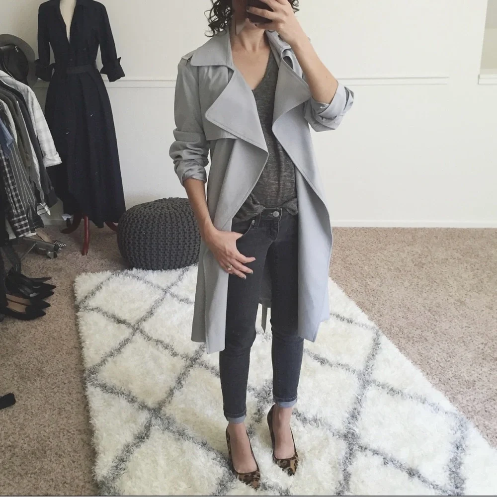Banana Republic Lightweight Trench in sage green, XS, great condition. - Picture 2 of 16